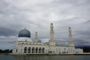 非正規社員が抱える不安を解消したい時に試すべき方法は？