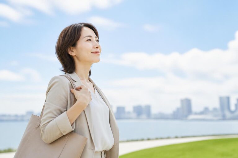 40代女性の面接に最適な服装はどれ？